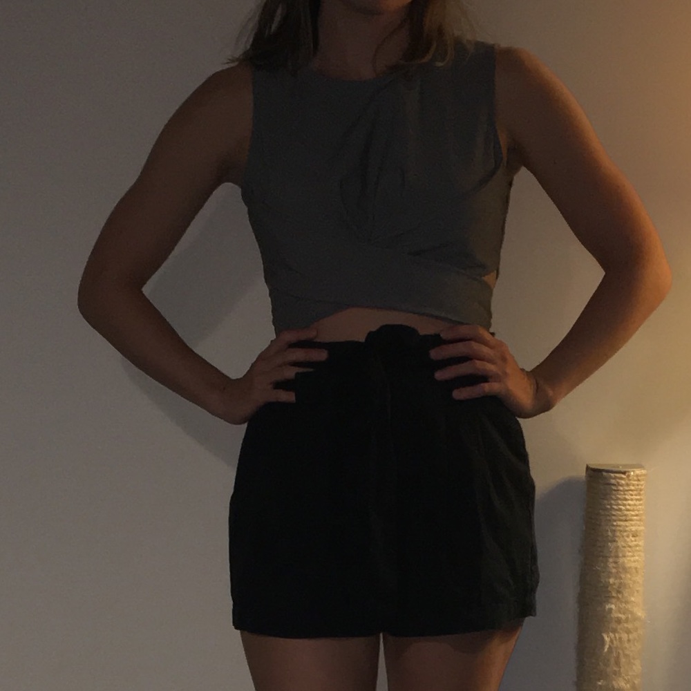 Check pattern crop wrap top - Picture 5 of 5